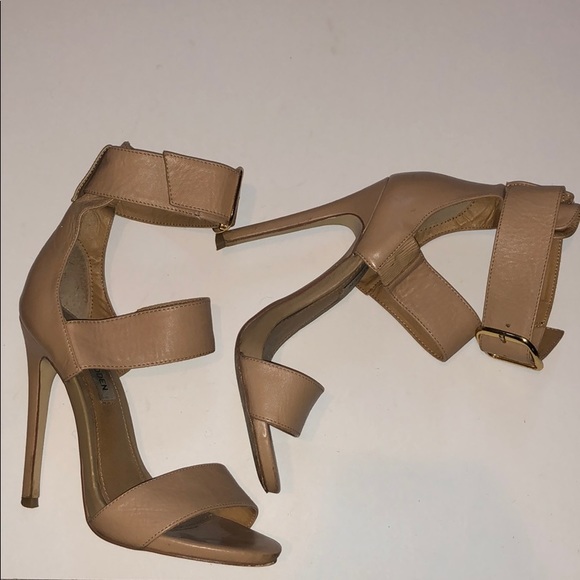 Steve Madden High Leather Heels - Picture 2 of 5